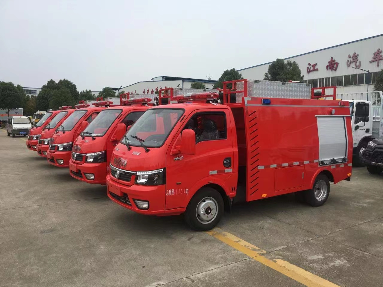 東風途逸小型水罐消防車操作視頻